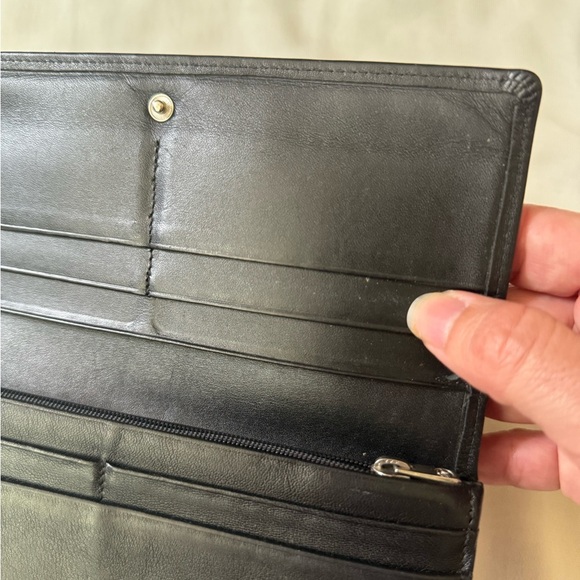 Loved Longchamp Black Vegan Leather Hobo Bag and Wallet - Picture 10 of 11